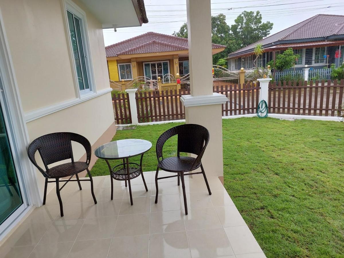 Happy Space วิลล่าทั้งหลัง 2นอน 2น้ำ ฟรี Wifi จอดรถ Nakhon Phanom Exterior foto