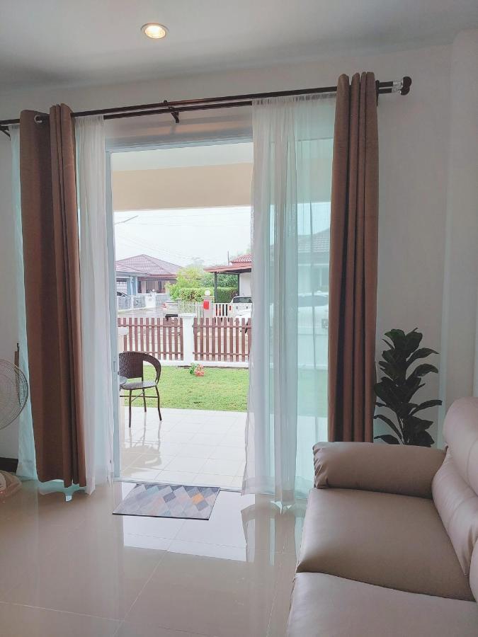 Happy Space วิลล่าทั้งหลัง 2นอน 2น้ำ ฟรี Wifi จอดรถ Nakhon Phanom Exterior foto