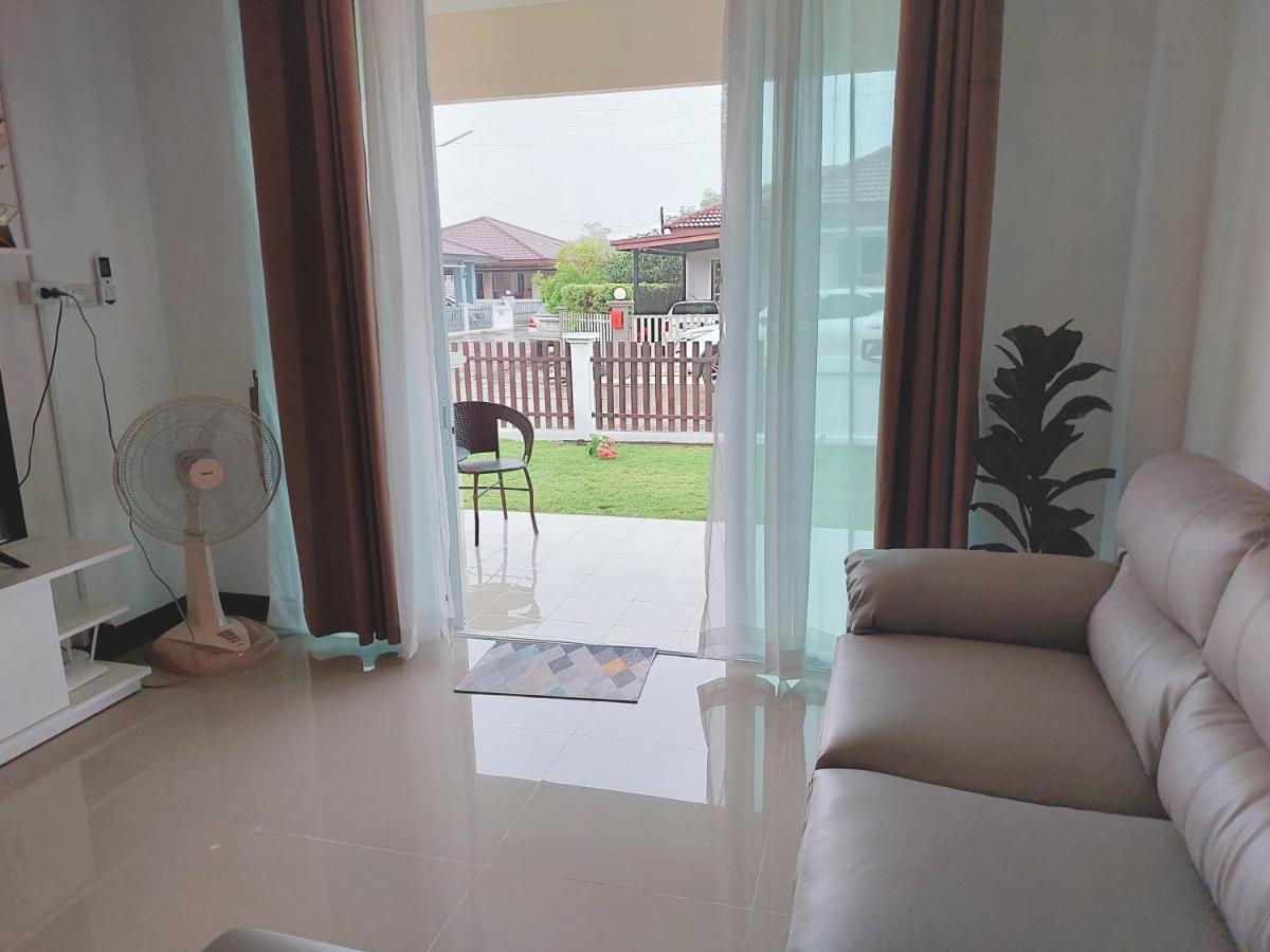 Happy Space วิลล่าทั้งหลัง 2นอน 2น้ำ ฟรี Wifi จอดรถ Nakhon Phanom Exterior foto